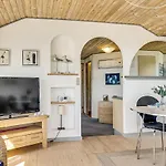 3 Bedroom Cozy In Hébergement de vacances *