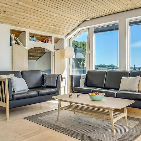 3 Bedroom Cozy In * Aabenraa