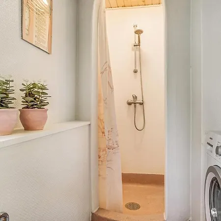 3 Bedroom Cozy In Ferienhaus *