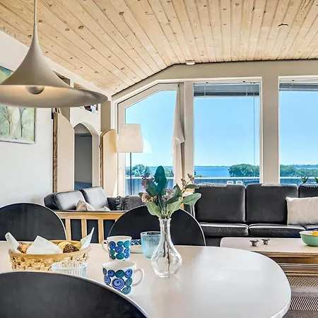 3 Bedroom Cozy In * Aabenraa