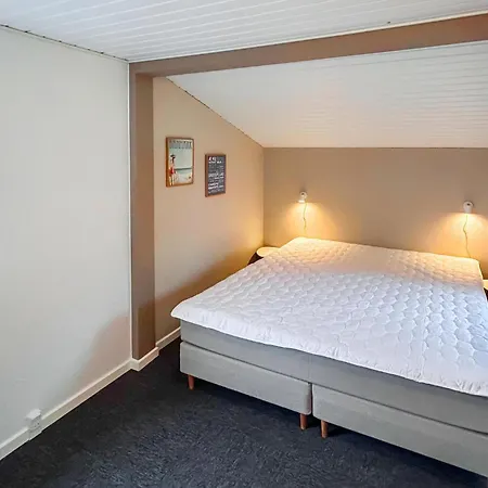 3 Bedroom Cozy In Дом отдыха Обенро