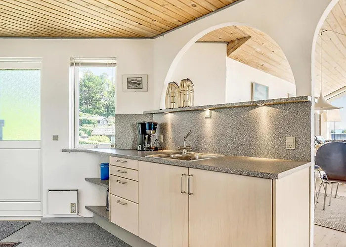 Σπίτι διακοπών 3 Bedroom Cozy In *